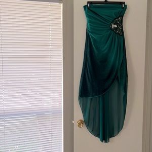 Short Strapless Dress w/ back train - Christmas Dress